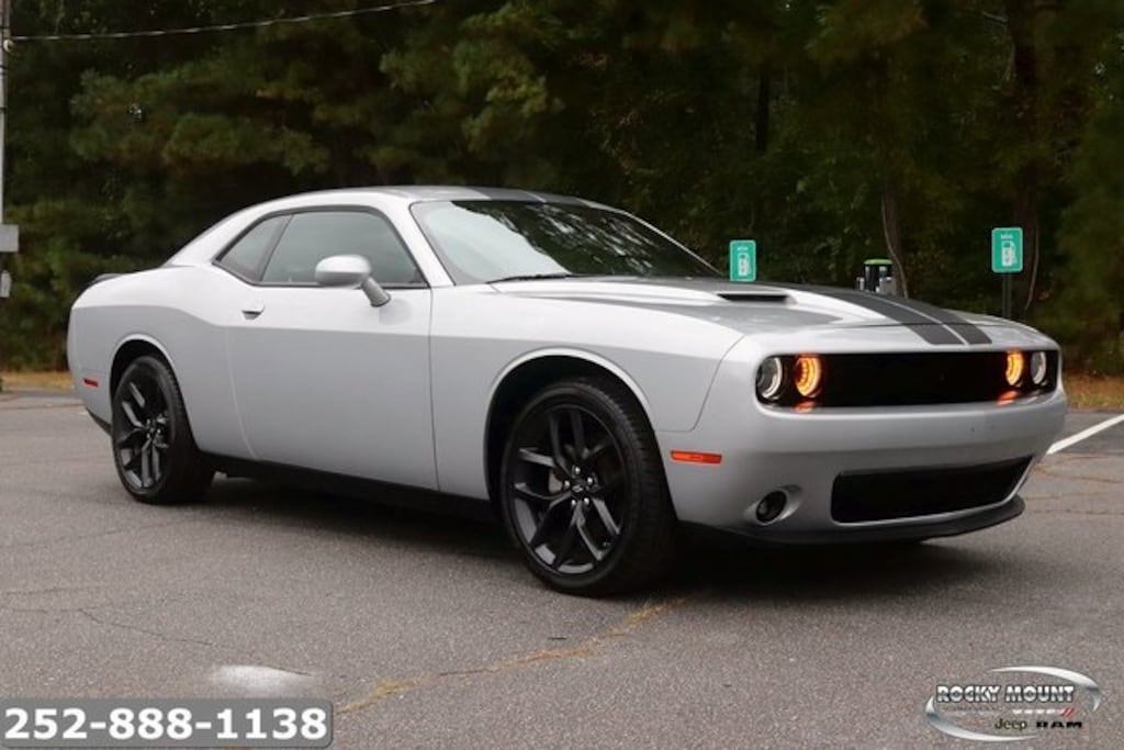 Used 2022 Dodge Challenger SXT Coupe