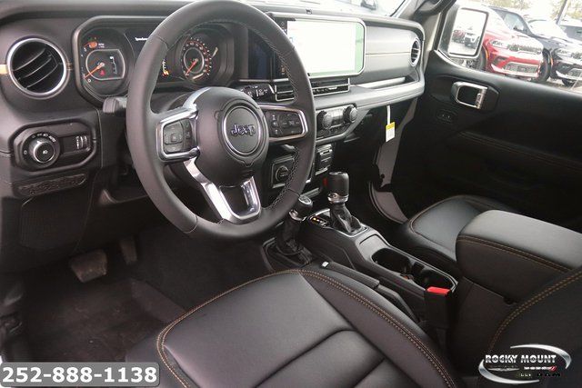 2026 Jeep Wrangler 4-Door Sahara - Photo 12