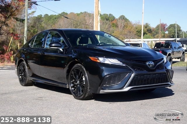 2024 Toyota Camry XSE's photo