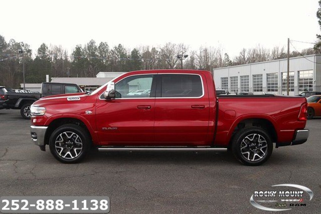 New 2026 Ram 1500 LARAMIE CREW CAB 4X4 5'7 BOX Pickup