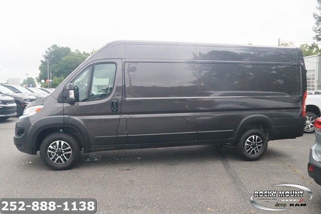 2024 Ram ProMaster 3500 photo 4