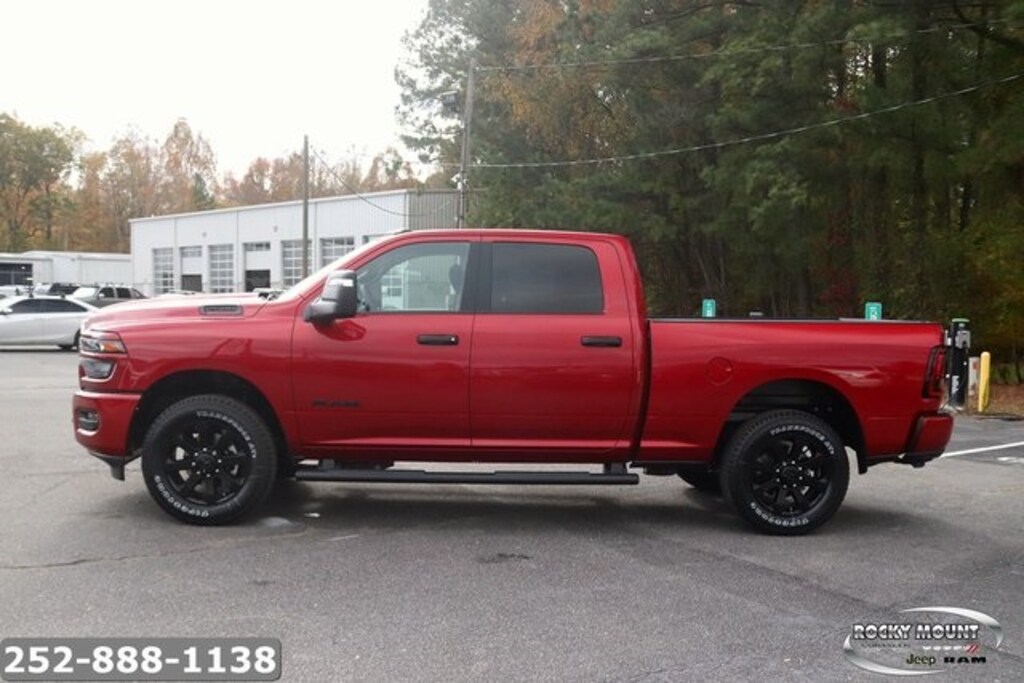 New 2026 Ram 2500 BIG HORN CREW CAB 4X2 6'4 BOX Pickup