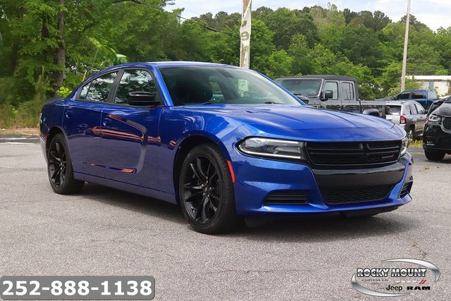 2018 Dodge Charger SXT's photo