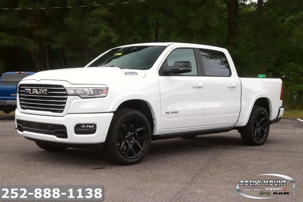 New 2026 Ram 1500 LARAMIE CREW CAB 4X4 5'7 BOX Pickup
