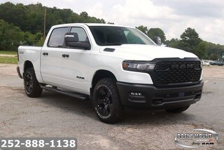 2026 Ram 1500 WARLOCK CREW CAB 4X4 5'7 BOX Pickup