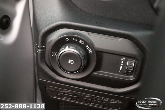 2026 Jeep Wrangler 4-Door Sahara - Photo 25