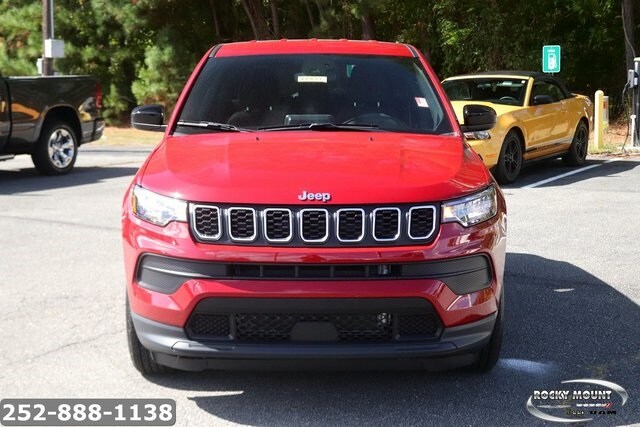 2025 Jeep Compass Sport photo 2