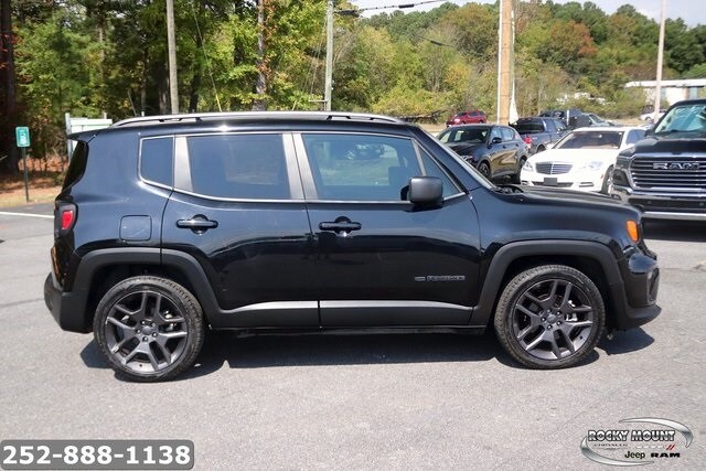 2021 Jeep Renegade Latitude photo 3