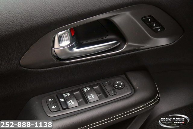 2026 Chrysler Pacifica Select - Photo 10