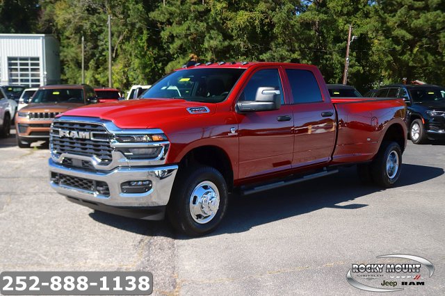 New 2026 Ram 3500 TRADESMAN CREW CAB 4X4 Pickup