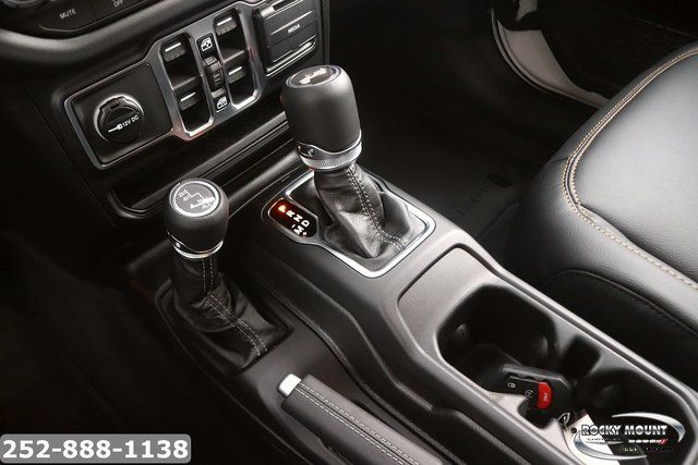 2026 Jeep Wrangler 4-Door Sahara - Photo 21