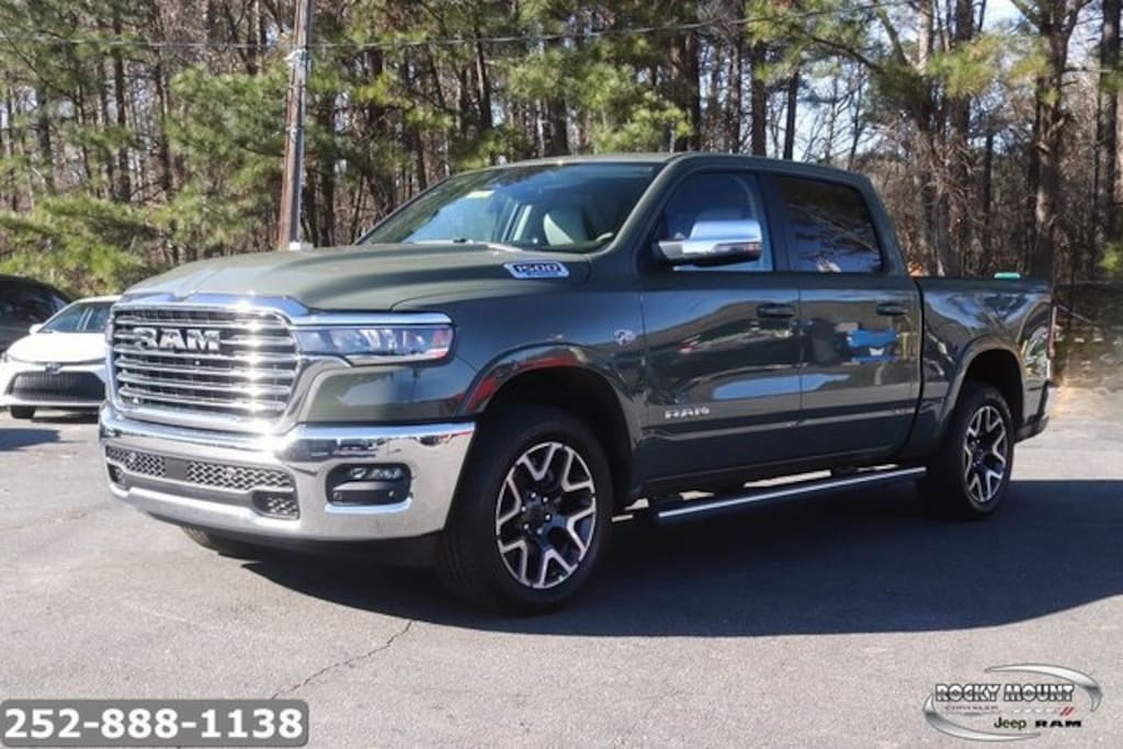 New 2026 Ram 1500 LARAMIE CREW CAB 4X4 5'7 BOX Pickup