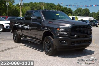 2026 Ram 2500 TRADESMAN CREW CAB 4X4 6'4 BOX Pickup