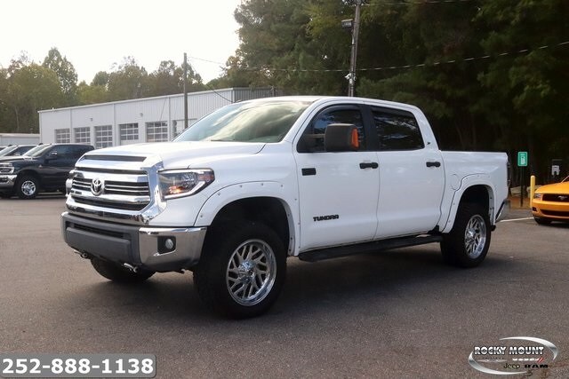 2016 Toyota Tundra SR5 TRD Pro photo 3