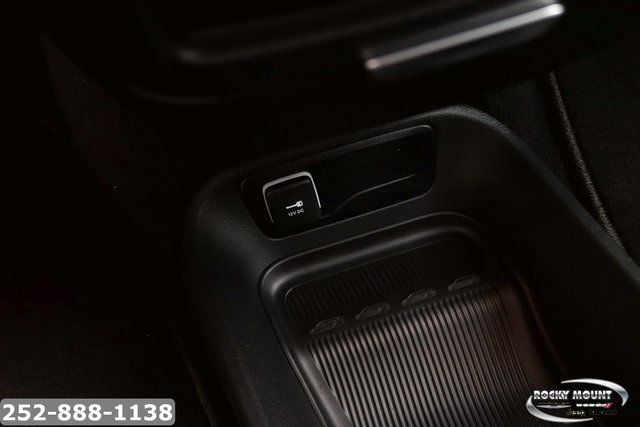 2026 Chrysler Pacifica Select - Photo 31