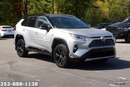 2020 Toyota RAV4 Hybrid XSE SUV