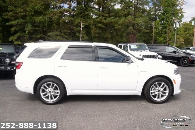 2025 Dodge Durango R/T Plus photo 3