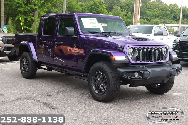 2026 Jeep Gladiator Sport S Auto's photo