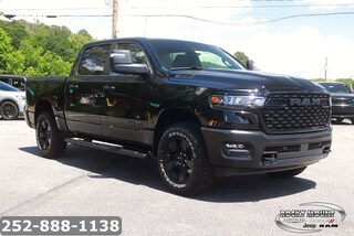 2026 Ram 1500 WARLOCK CREW CAB 4X4 5'7 BOX Pickup