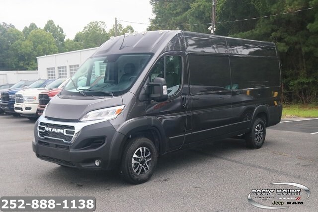 2024 Ram ProMaster 3500 photo 3