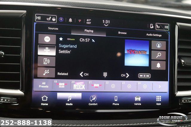 2026 Chrysler Pacifica Select - Photo 27