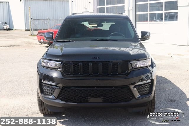 2025 Jeep Grand Cherokee Limited photo 2
