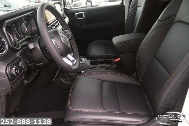 2026 Jeep Wrangler 4-Door Sahara - Photo 13