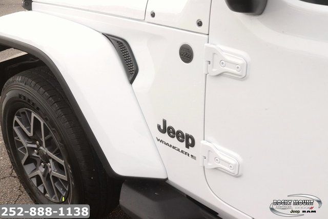 2026 Jeep Wrangler 4-Door Sahara - Photo 9