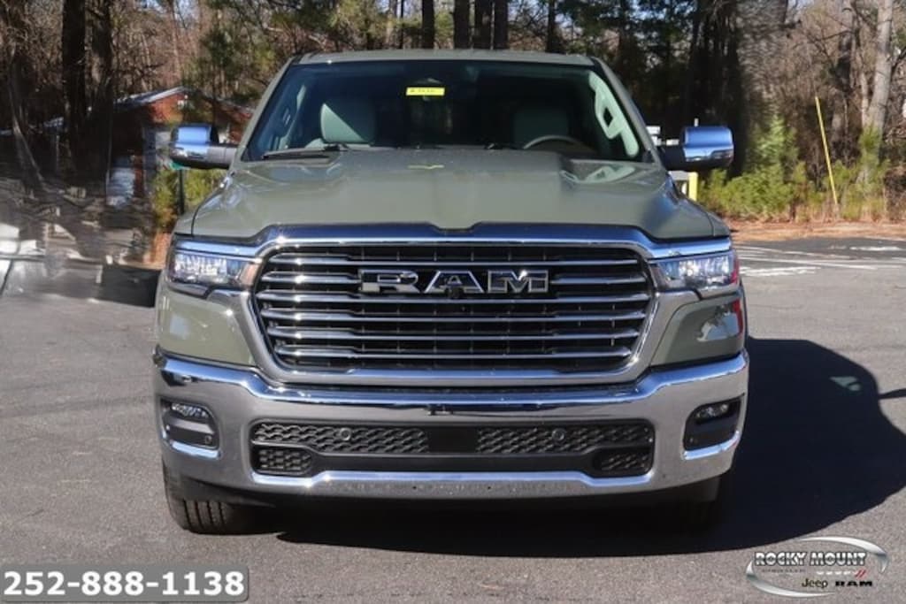 New 2026 Ram 1500 LARAMIE CREW CAB 4X4 5'7 BOX Pickup