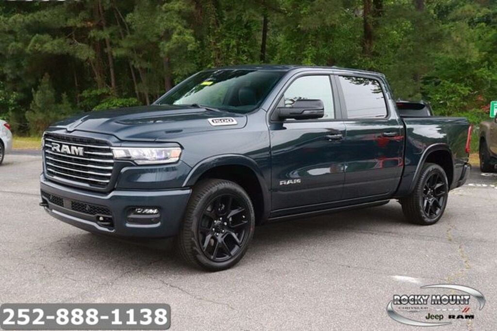 New 2026 Ram 1500 LARAMIE CREW CAB 4X4 5'7 BOX Pickup