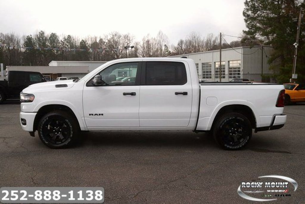 New 2026 Ram 1500 BIG HORN CREW CAB 4X4 5'7 BOX Pickup