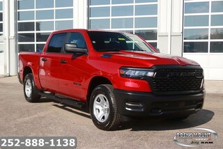 2026 Ram 1500 TRADESMAN CREW CAB 4X4 5'7 BOX Pickup