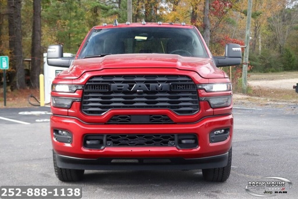 New 2026 Ram 2500 BIG HORN CREW CAB 4X2 6'4 BOX Pickup