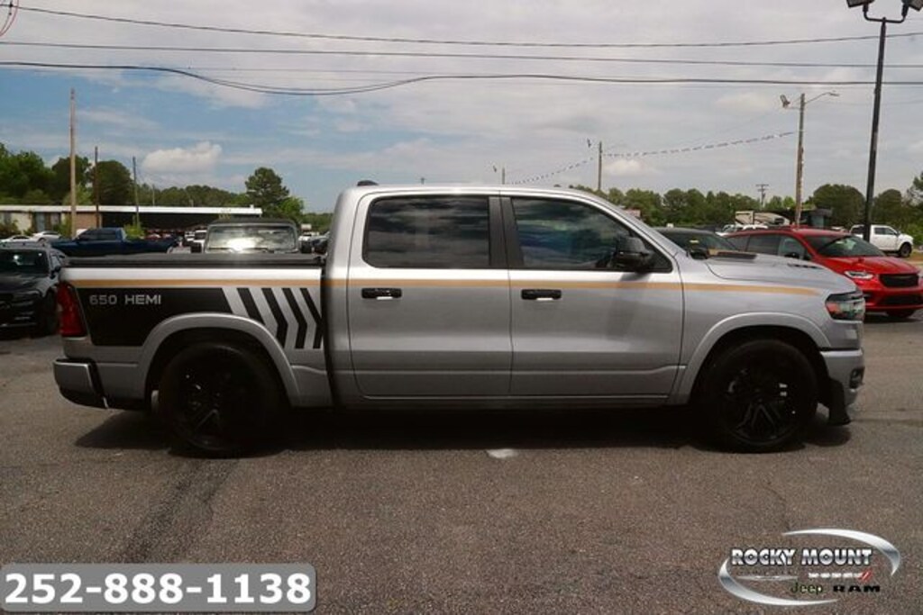 New 2026 Ram 1500 BIG HORN CREW CAB 4X4 5'7 BOX Pickup