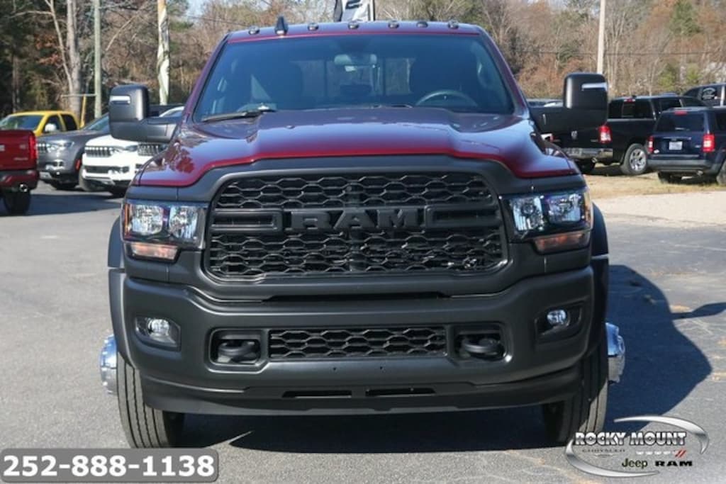 New 2024 Ram 5500 Chassis Cab 5500 TRADESMAN CHASSIS CREW CAB 4X2 84' CA Pickup