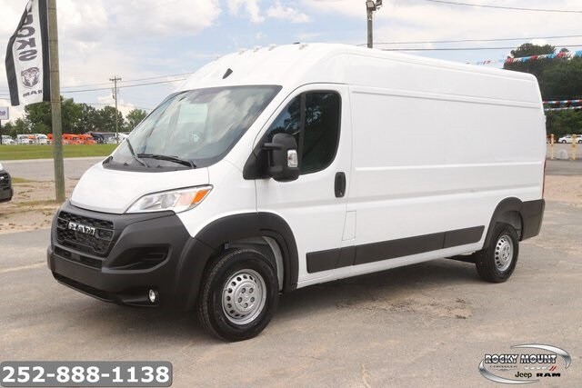 2025 Ram ProMaster 2500 photo 3