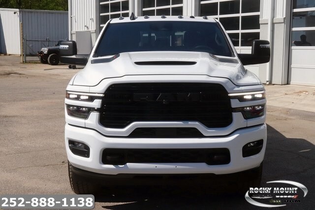2025 Ram 2500 Laramie photo 2