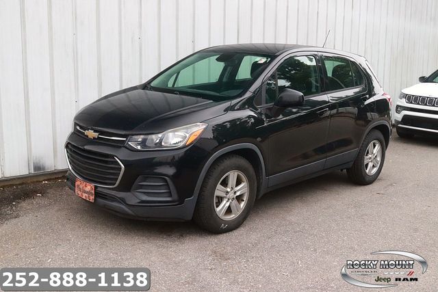 2019 Chevrolet Trax LS's photo