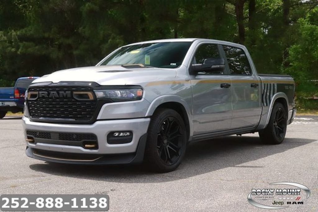 New 2026 Ram 1500 BIG HORN CREW CAB 4X4 5'7 BOX Pickup