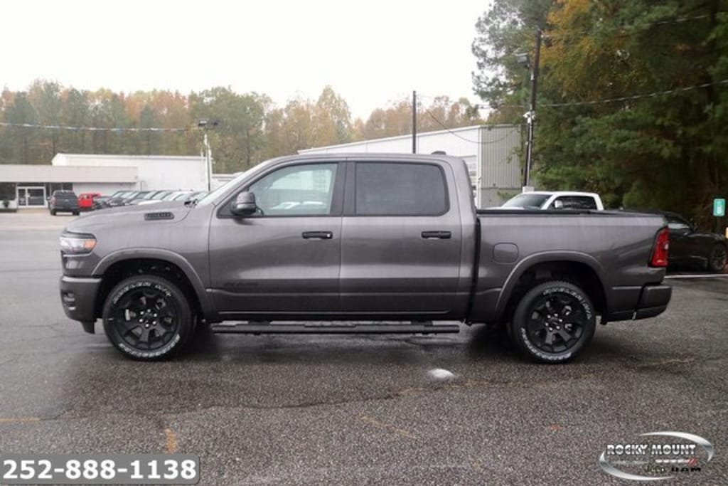 New 2026 Ram 1500 BIG HORN CREW CAB 4X4 5'7 BOX Pickup