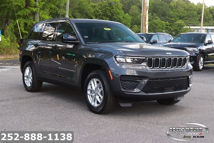 2026 Jeep Grand Cherokee LAREDO X 4X4 Sport Utility