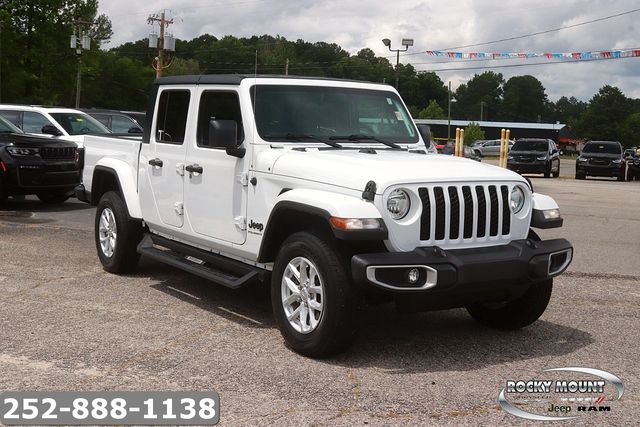 2023 Jeep Gladiator Sport S's photo