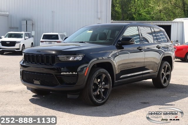 2025 Jeep Grand Cherokee Limited photo 3