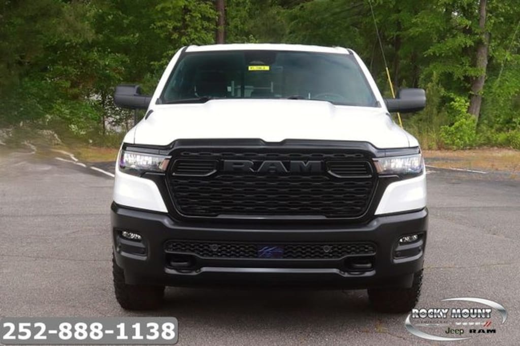 New 2026 Ram 1500 WARLOCK CREW CAB 4X4 5'7 BOX Pickup