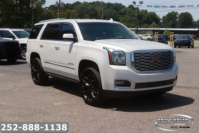 2018 GMC Yukon 4WD Denali's photo