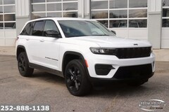 2025 Jeep Grand Cherokee ALTITUDE 4X2 Sport Utility