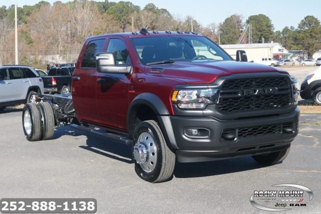 New 2024 Ram 5500 Chassis Cab 5500 TRADESMAN CHASSIS CREW CAB 4X2 84' CA Pickup