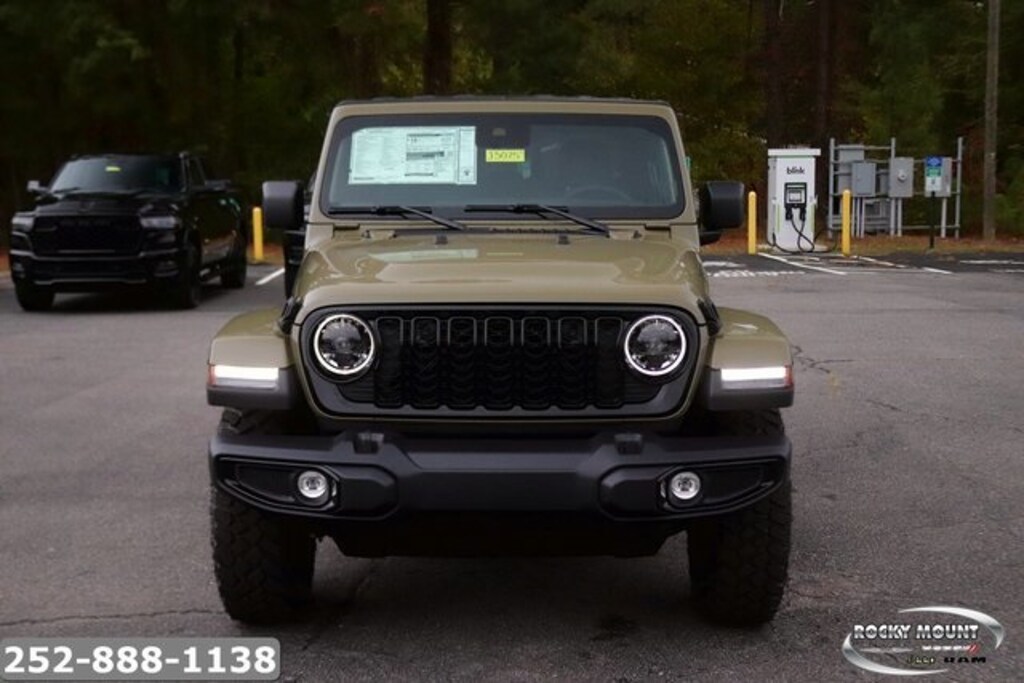 New 2025 Jeep Gladiator WILLYS 4X4 Pickup