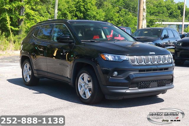 2022 Jeep Compass Latitude's photo