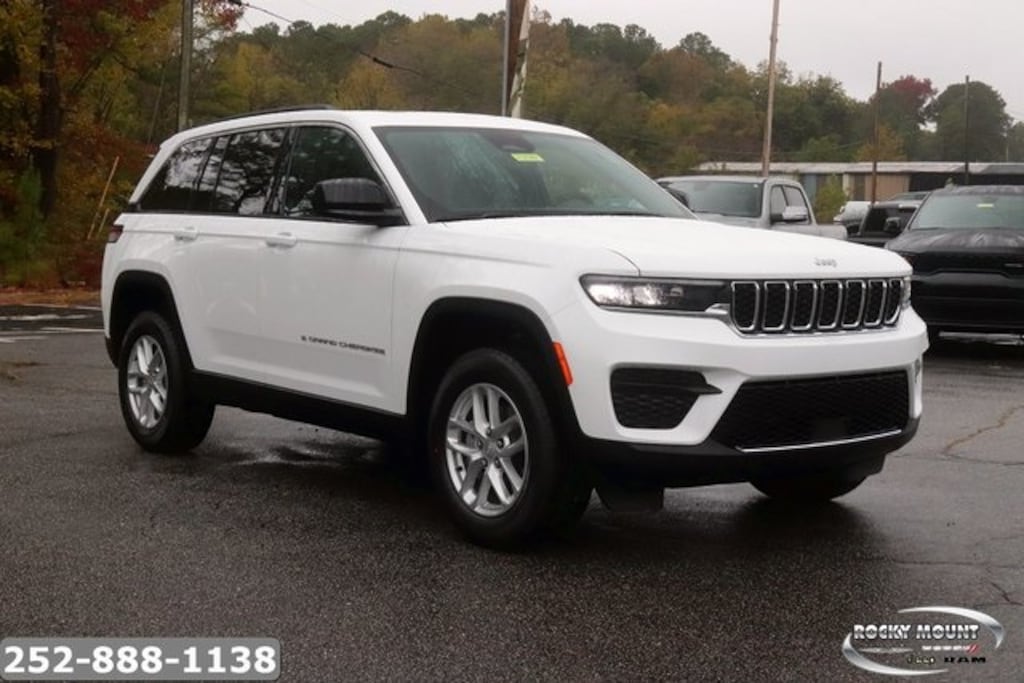 New 2025 Jeep Grand Cherokee LAREDO X 4X4 Sport Utility